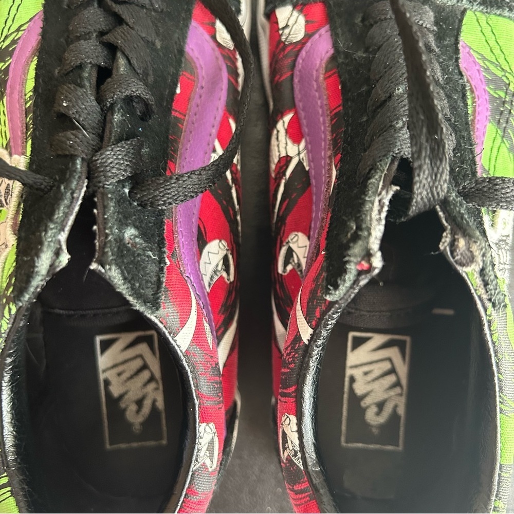 Vans Old Skool The Nightmare Before Christmas Lock, Shock & Barrel Sneakers - Picture 9 of 12